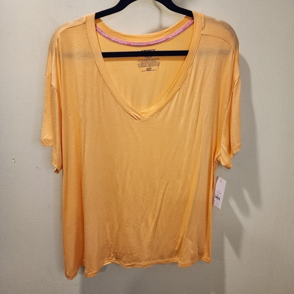 JOYSPUN Women's Plus sizw TShirt Plus size 2X (18w-20w) NWT